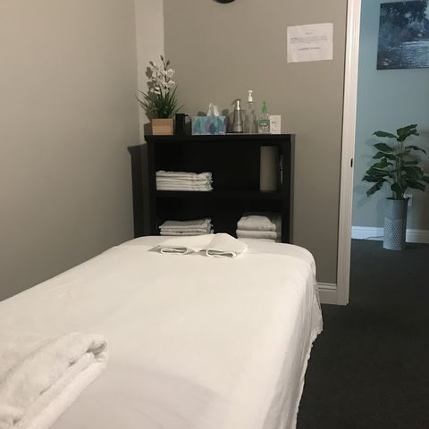 Blue Moon Spa, massage spa in Petaluma, CA